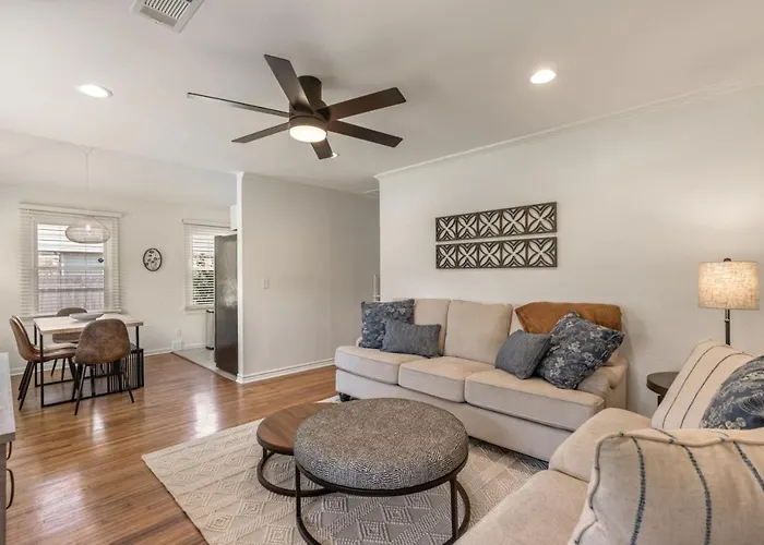 Modernnest-ks Bed| Fire Pit• Near Tu•expo•downtown Holiday home *